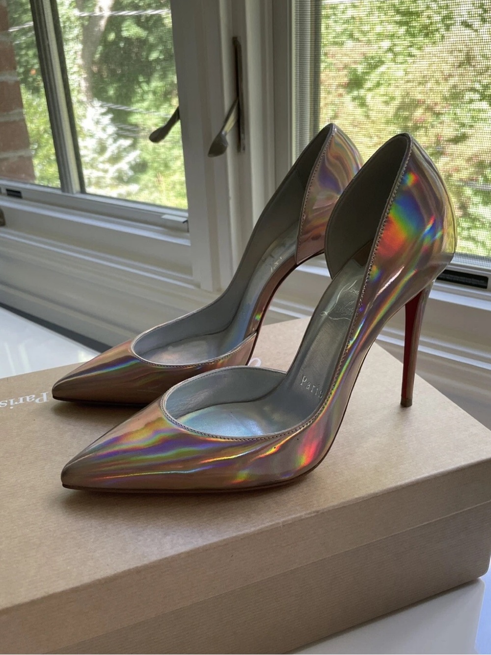 Louboutin Iriza 100 Pumps